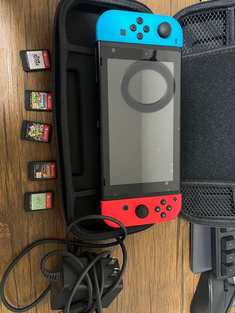 Nintendo Switch 青/赤 本体 充電器・ゲーム5本付き