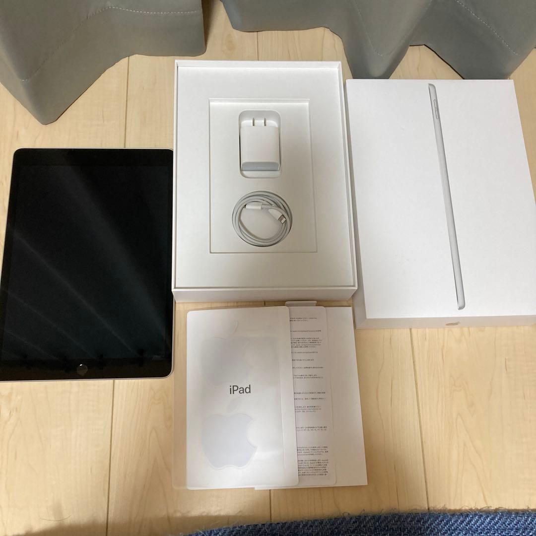 iPad 第9世代Wi-Fi シルバー　64GB