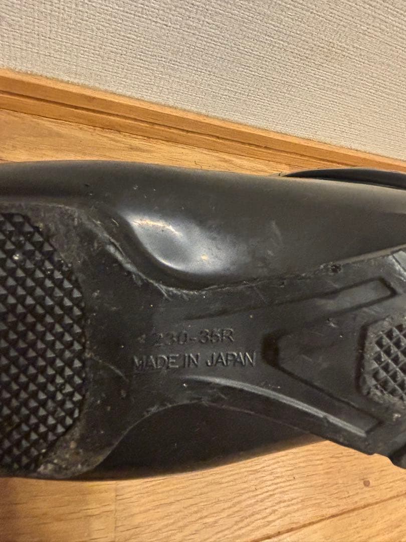 子供用スキー3点セット　スキー板120 、スキーブーツ23 、伸縮式ストック