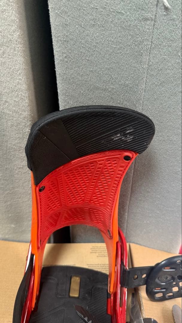 Burton Malavita Mサイズ レッド ビンディング