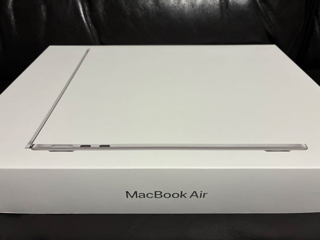 MacBook Air M4 13インチ 16GB ／ 256GB シルバー