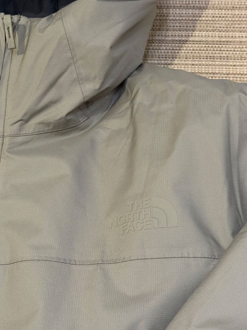 新品The North Face GTX アクションインサレーテッドジャケット