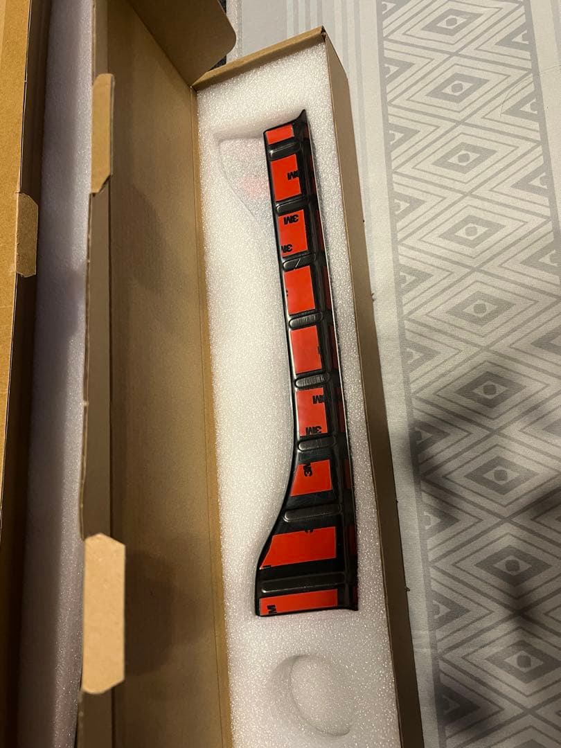 ノア/ヴォクシー90系 リアバンパーステップガード+ラゲッジスカッフプレート