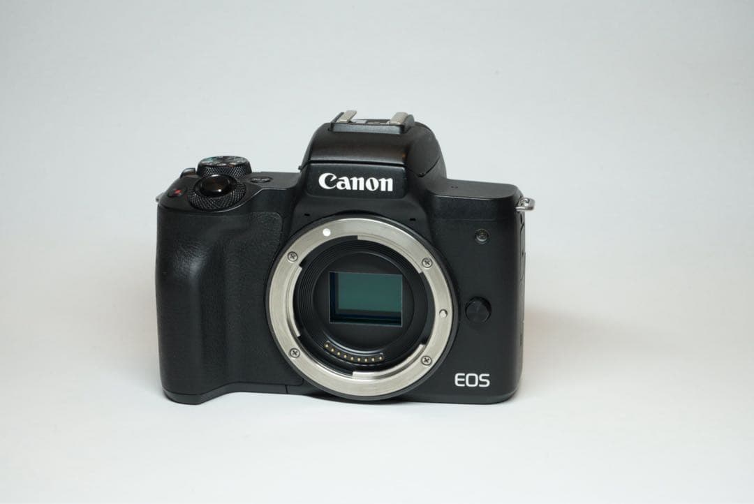 Canon EOS Kiss M標準レンズキット