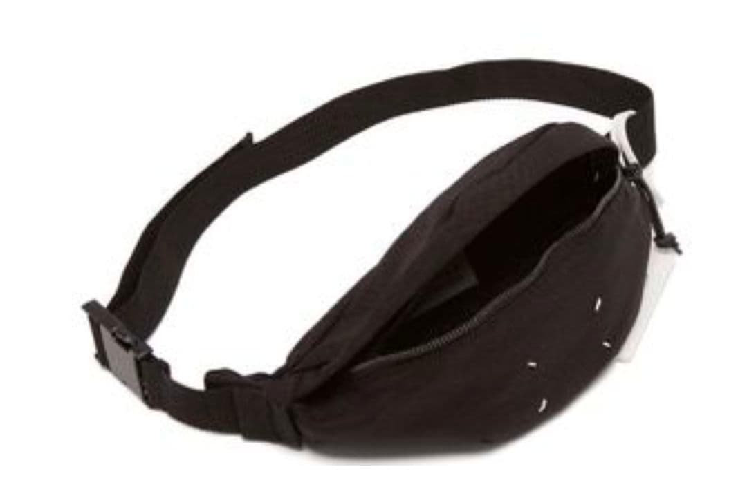 メゾンマルジェラ：ステレオタイプ ボディバッグ