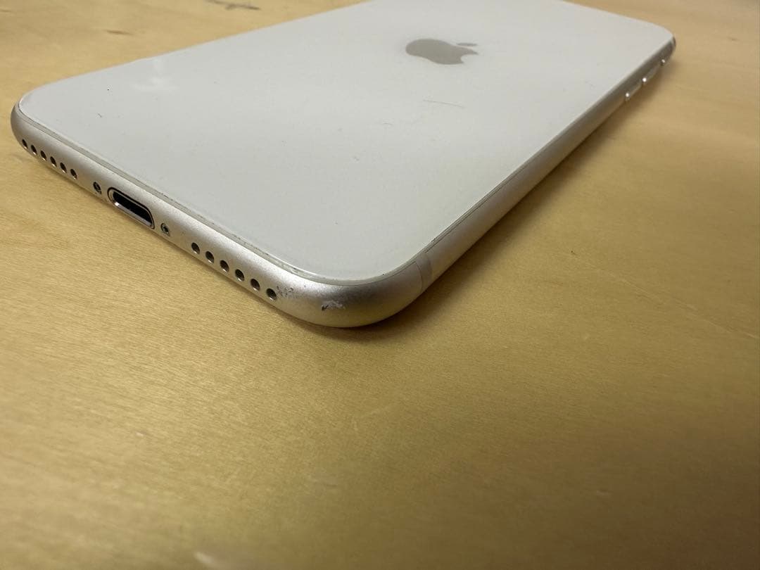 512gb Apple iPhone SE3（第3世代） ホワイト