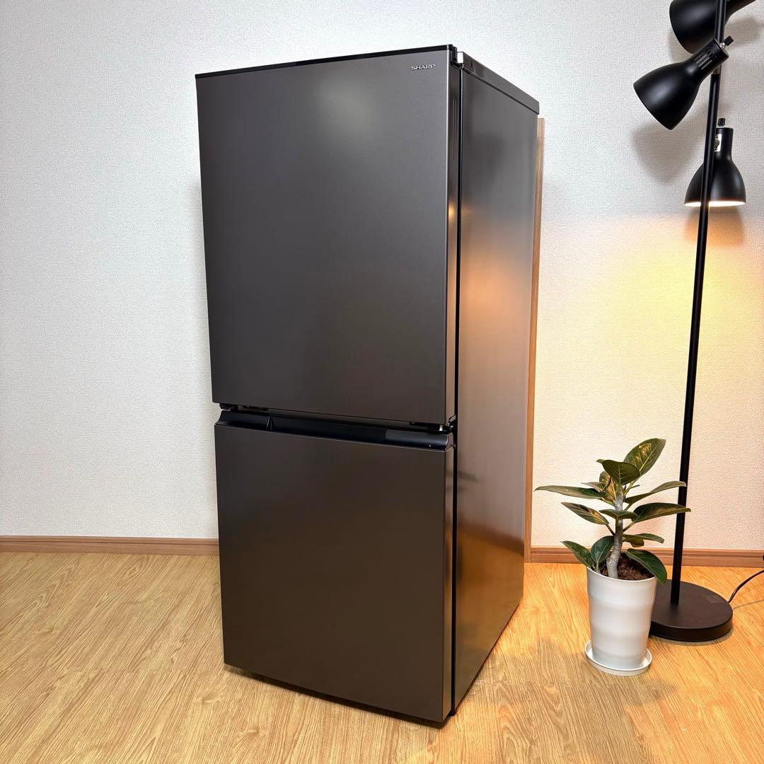 2025年式 冷蔵庫 一人暮らし 単身用 小型 無料保証付き シャープ 未使用