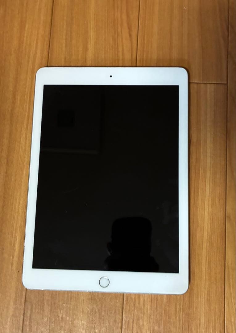 iPad 10.2インチ シルバー 本体(第6世代128GB) 値引き交渉可