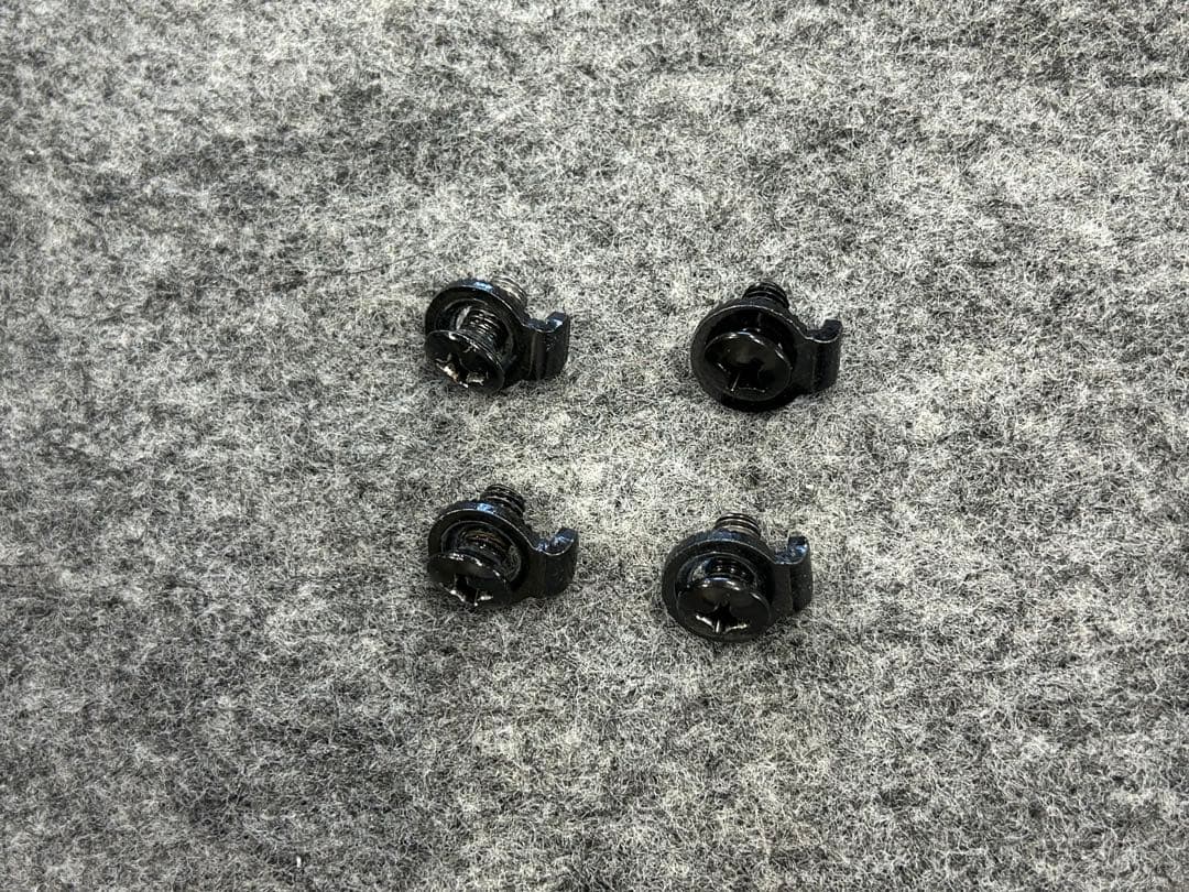 BURTON Mission EST サイズ M ビス付き