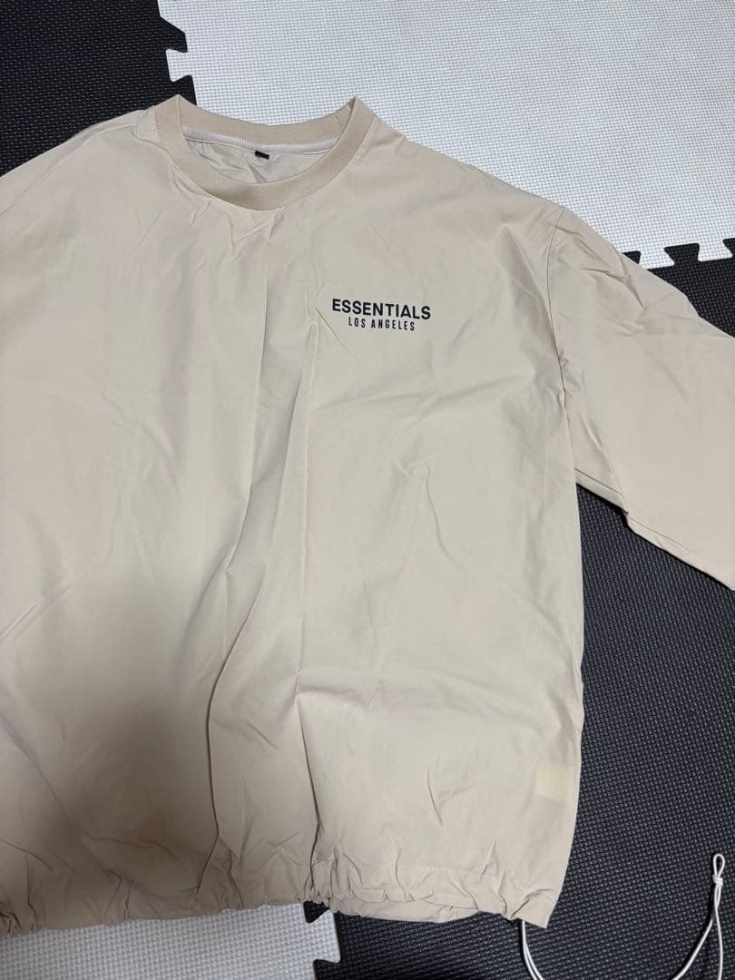 ESSENTIALS ベージュ セットアップ（L）