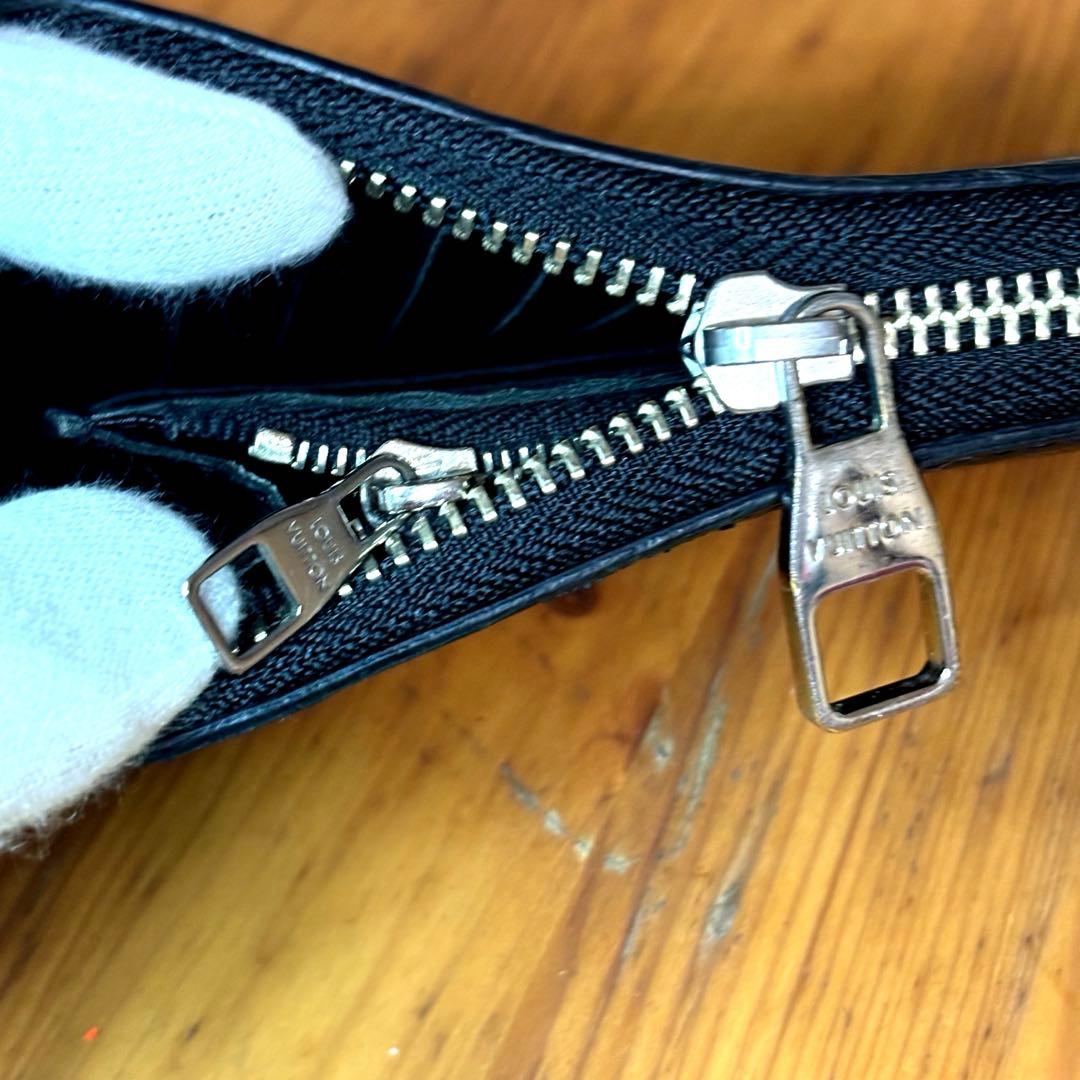 ルイヴィトン　タイガ　ジッピーウォレット　ヴェルティカル　M32837