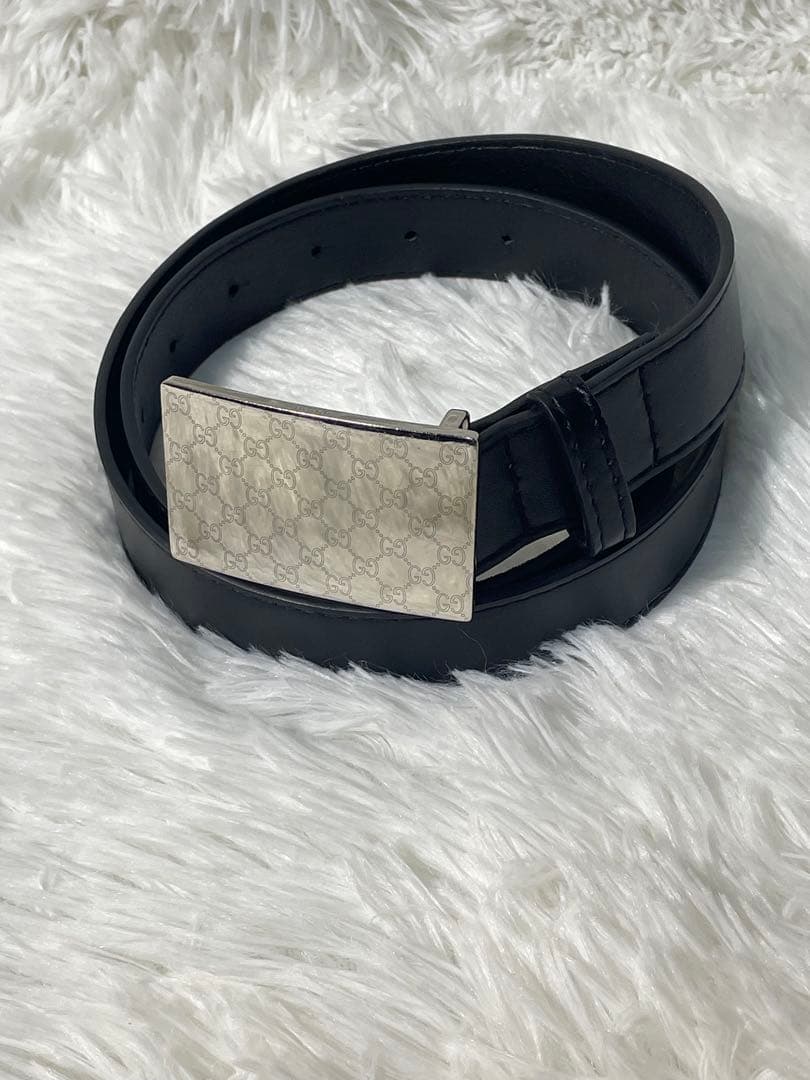 美品　GUCCI グッチ GG柄プレートバックル 本革　レザーベルト