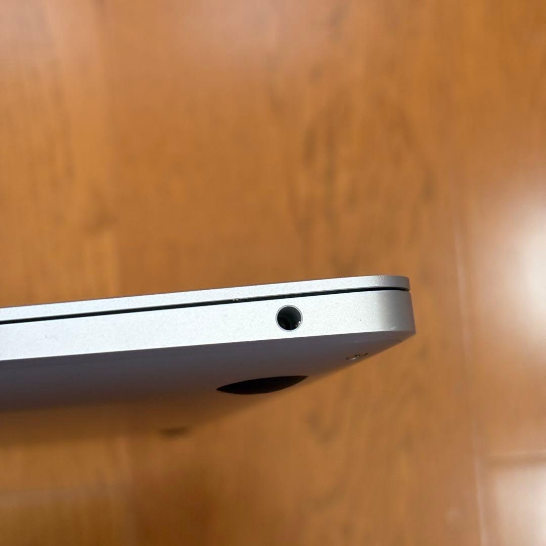 【バッテリー良好・充放電51回】 MacBook Air (M1, 2020)