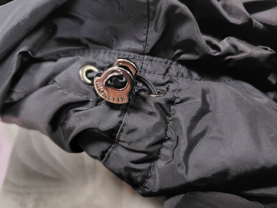 SALE モンクレール　MONCLER SERRE ブラック　０サイズ