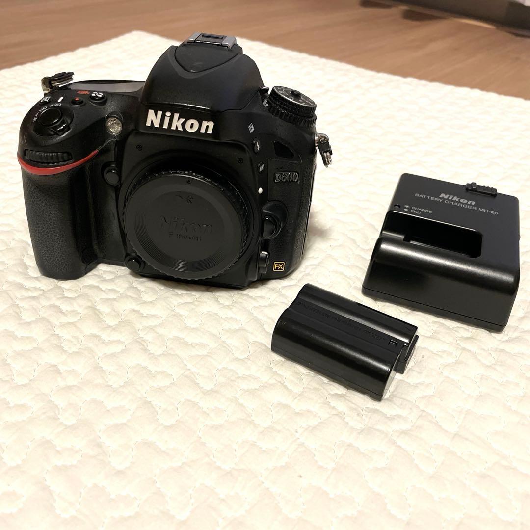 美品Nikon D600 ※新品ストラップのおまけつき
