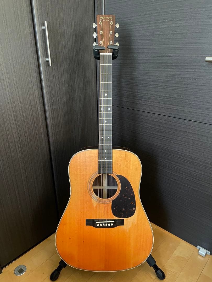 【ほぼ新品】Martin D-28 StreetLegend