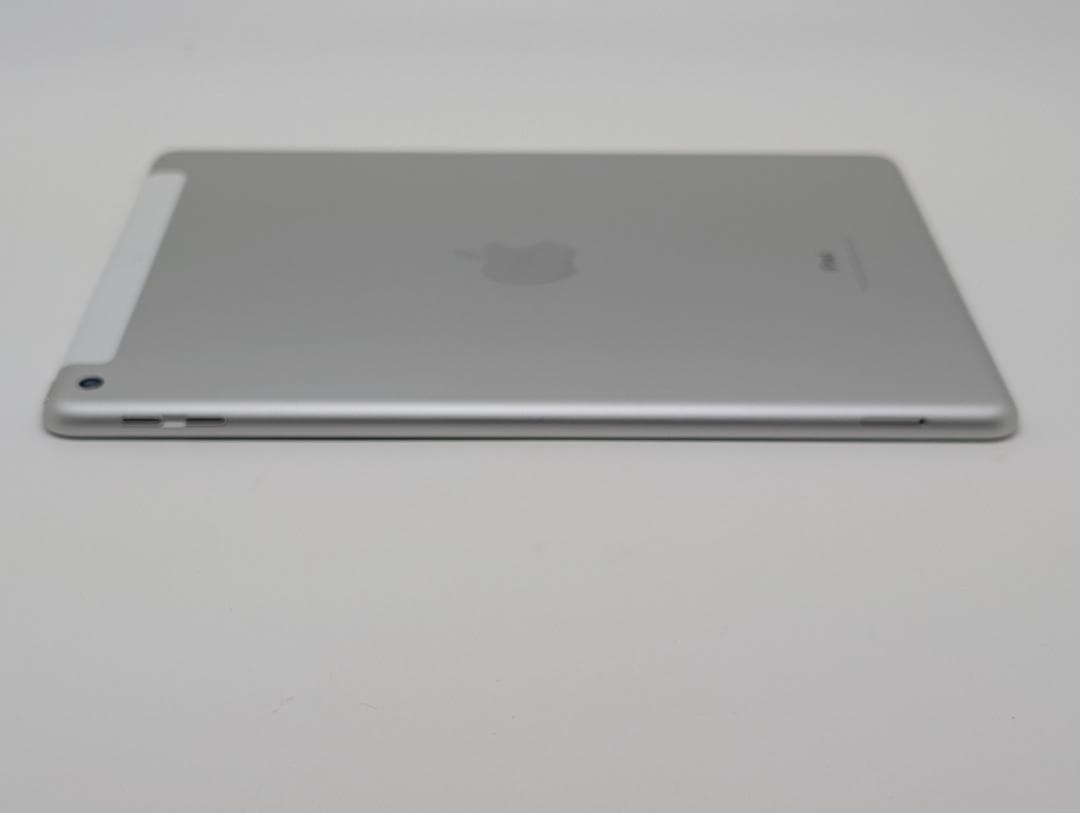 Pad（第5世代）Wi-Fi + Cellular：A1823