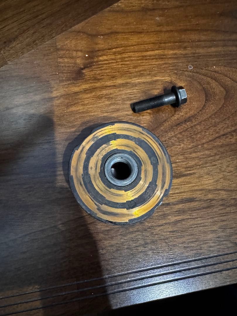 CBX400F ダイナモ　ボルト付き