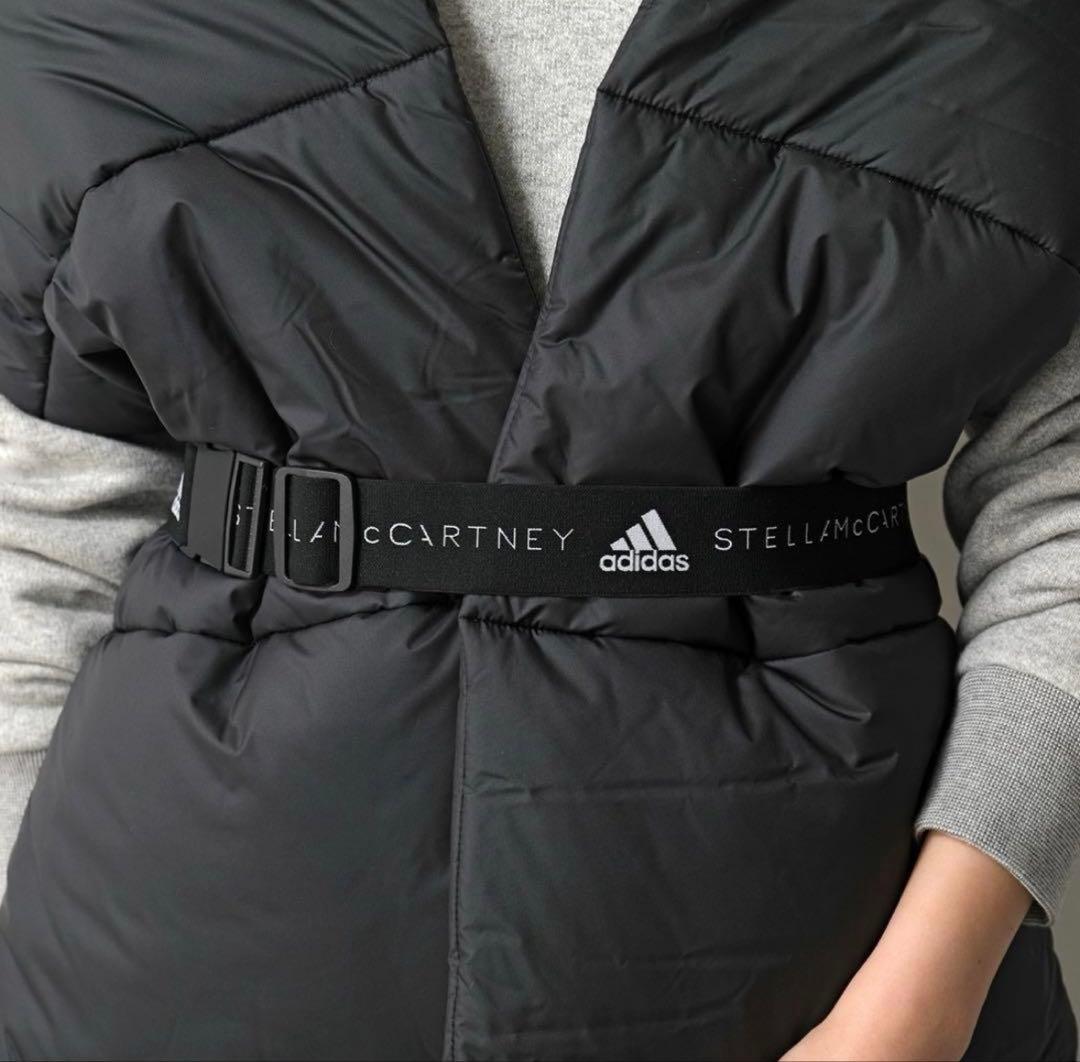 新品未使用　アディダス ステラマッカートニー ブラック　ダウン　マフラー