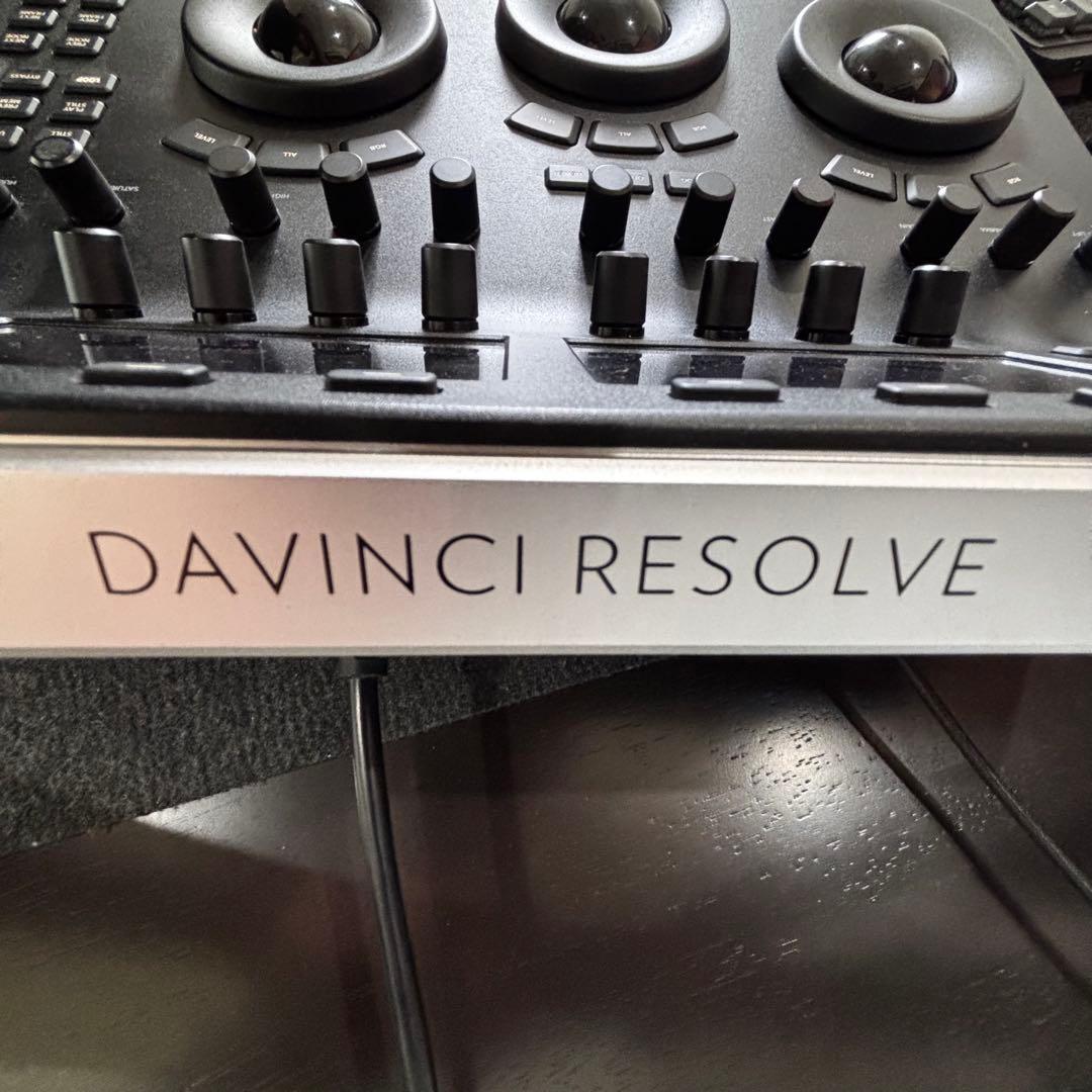 その他 Blackmagic DaVinci Resolve Mini panel