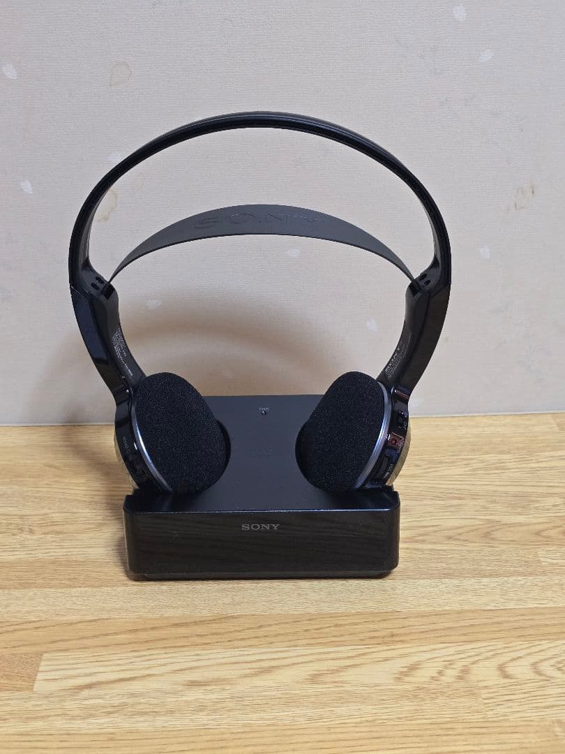 #1611 SONY ワイヤレスヘッドホン 充電スタンド付き