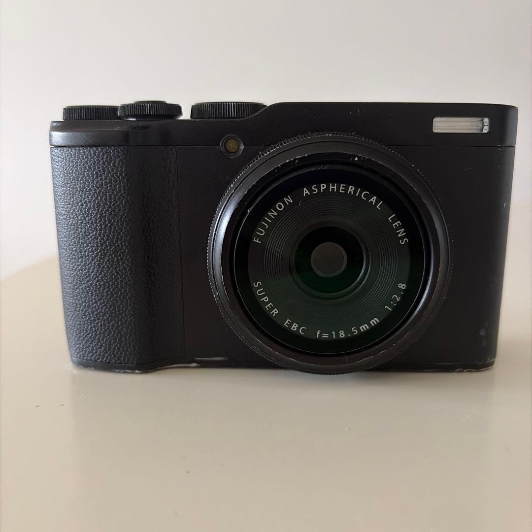 デジタルカメラ FUJIFILM XF10