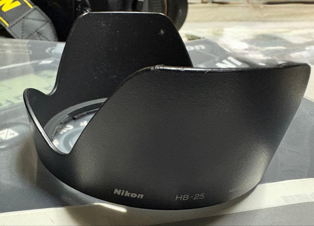 値下げしましたNikon F100 AF ZooM−Nikkor 24-85mm