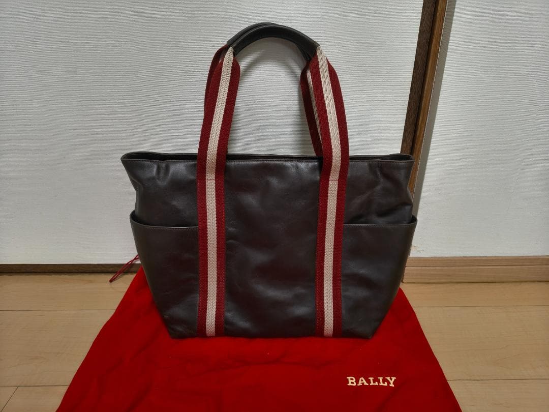 BALLYの定番トートバッグ　中古品　注！難あり