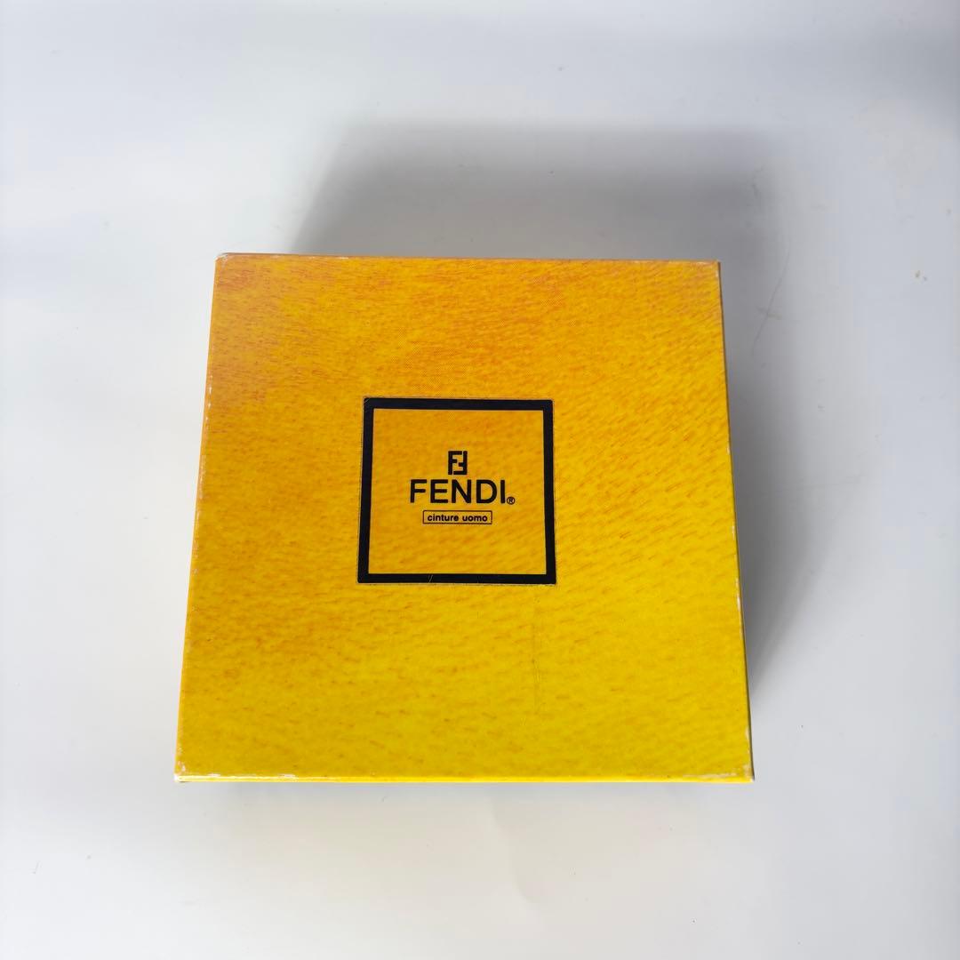フェンディ　FENDI ロゴプレート　ブラウン　メンズ　レザーベルト　箱付.