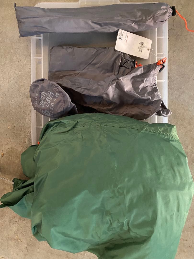 MOUNTAIN HARD WEAR HOOP DREAMS 4 キャンプテント