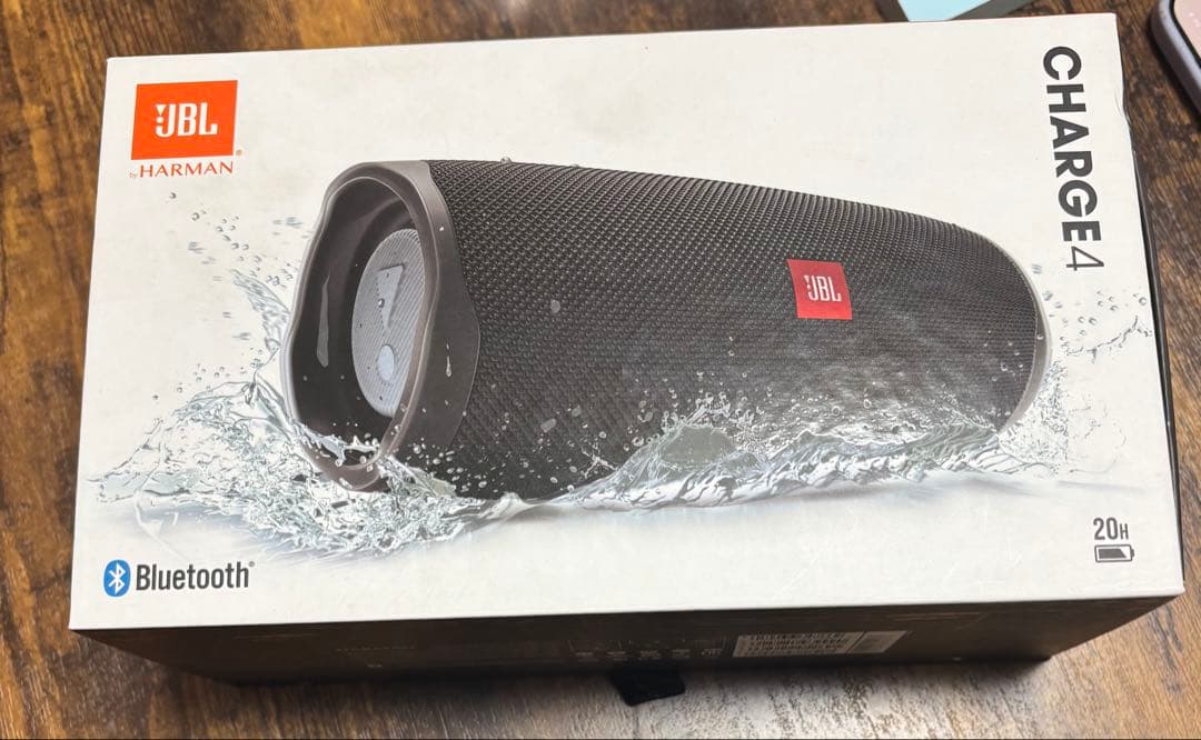 JBL Charge4 Bluetoothポータブルスピーカー