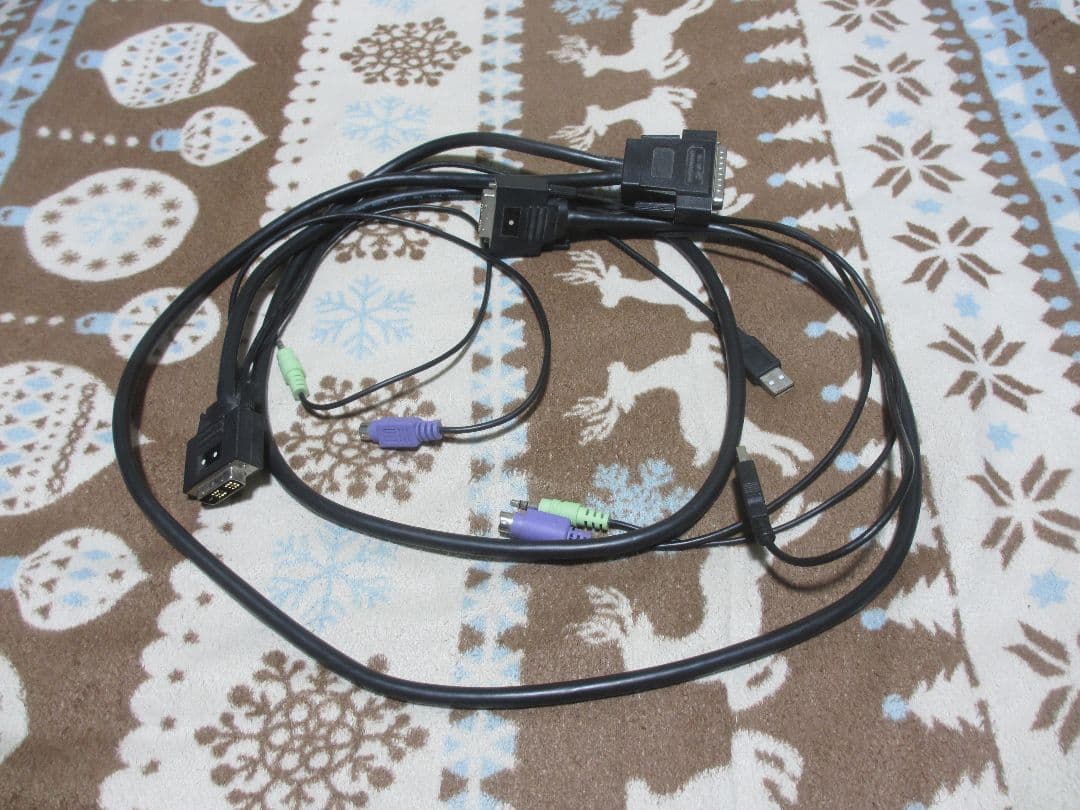 REX-430XDA KVM スイッチ CPU 切り替 4台用 DVI