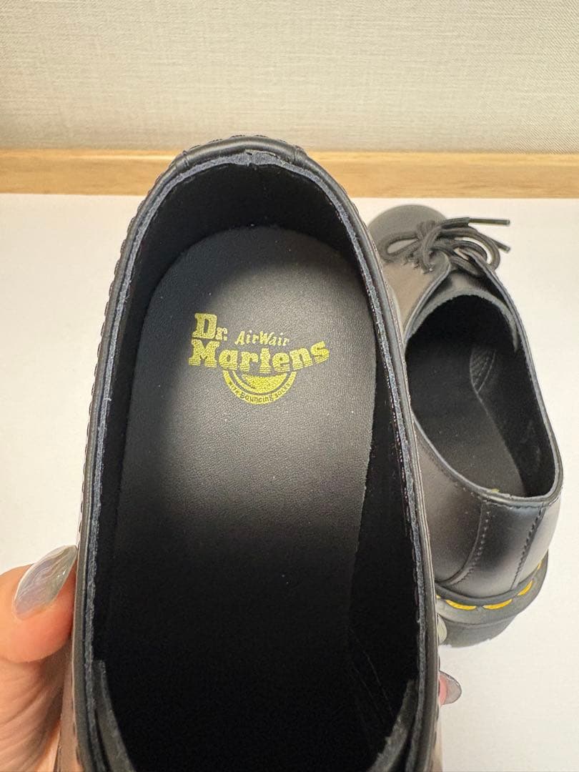 【未使用美品】ドクターマーチン ショートブーツ 厚底 3ホールレディース