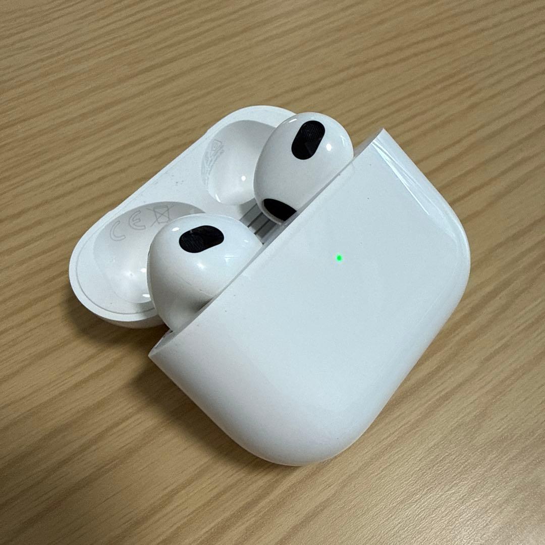 AirPods 3 Lightningタイプ