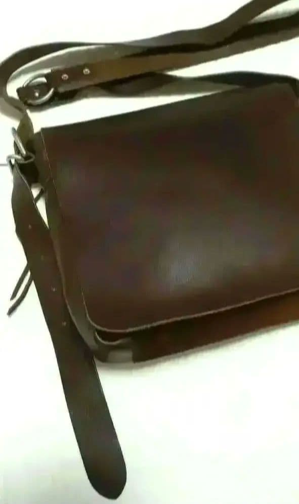 ★ESTNATION☆メンズ　ショルダーバッグ　本革　ブラウン