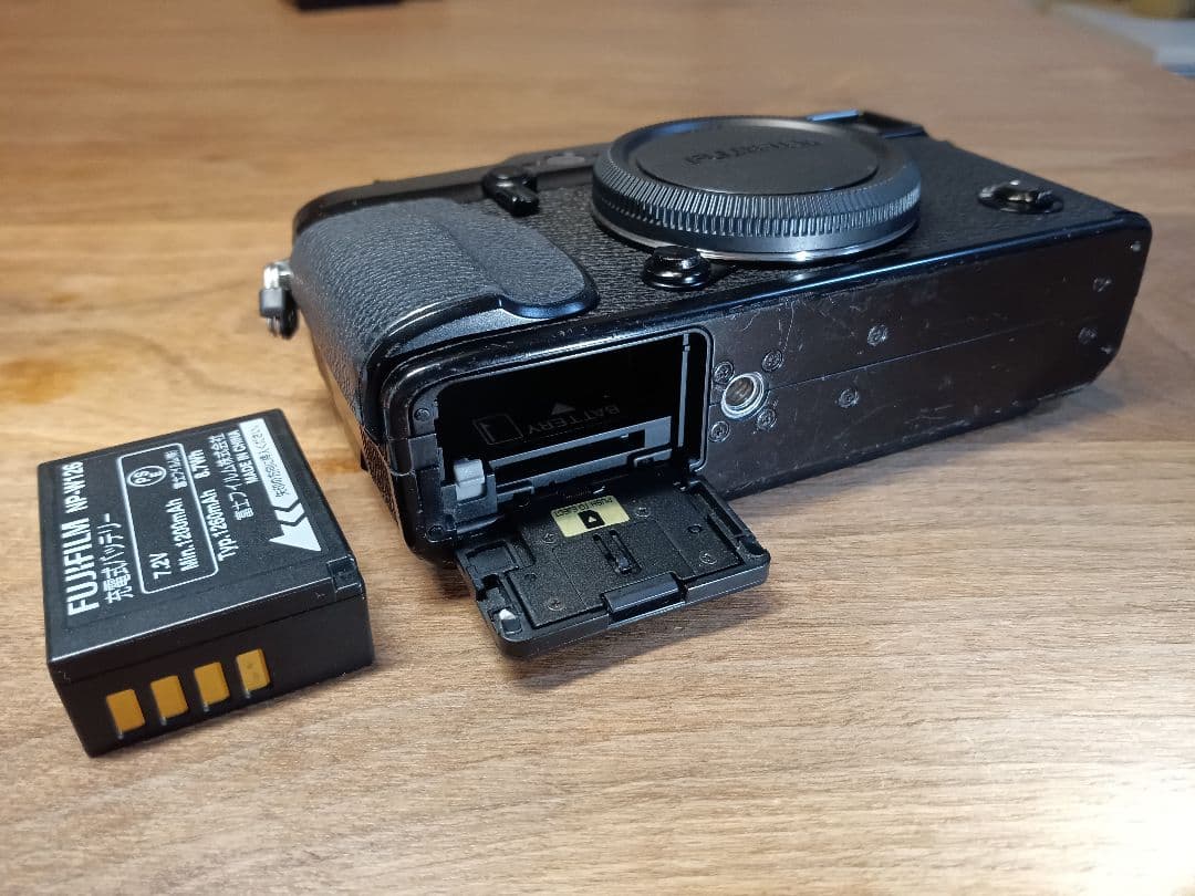 T*l様 完動品 FUJIFILM X-pro1 ボディ【安心初期不良返金保証付