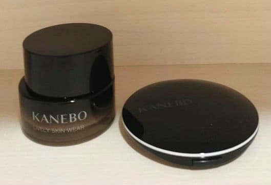 【くる】カネボウファンデーション+おしろい