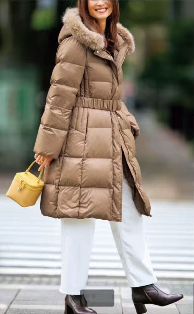 新品タグ付き　DoCLASSEマットタフタ・2WAYファーロングダウンコート　L