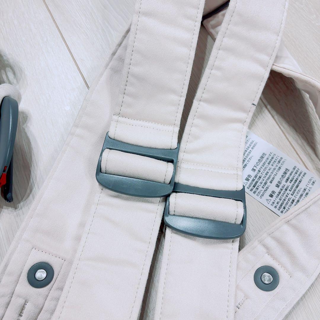 ベビービョルン　ベビーキャリア MINI 抱っこ紐 ライトベージュ