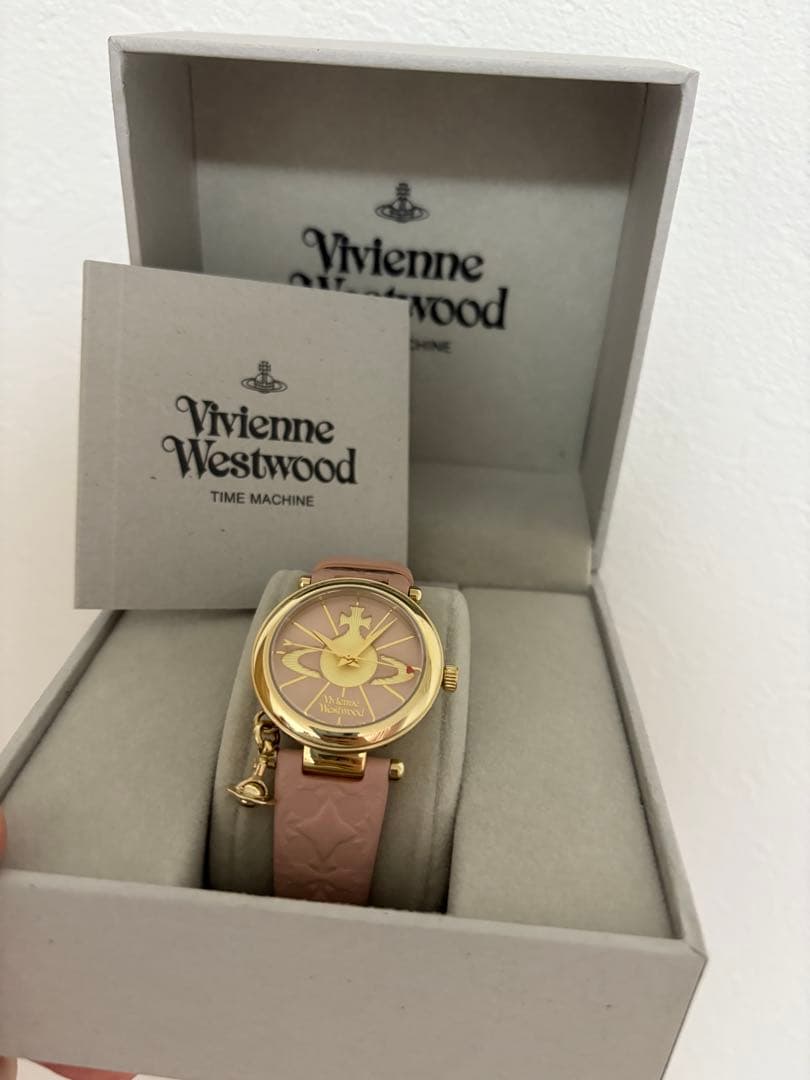 Vivienne Westwood腕時計　箱付き