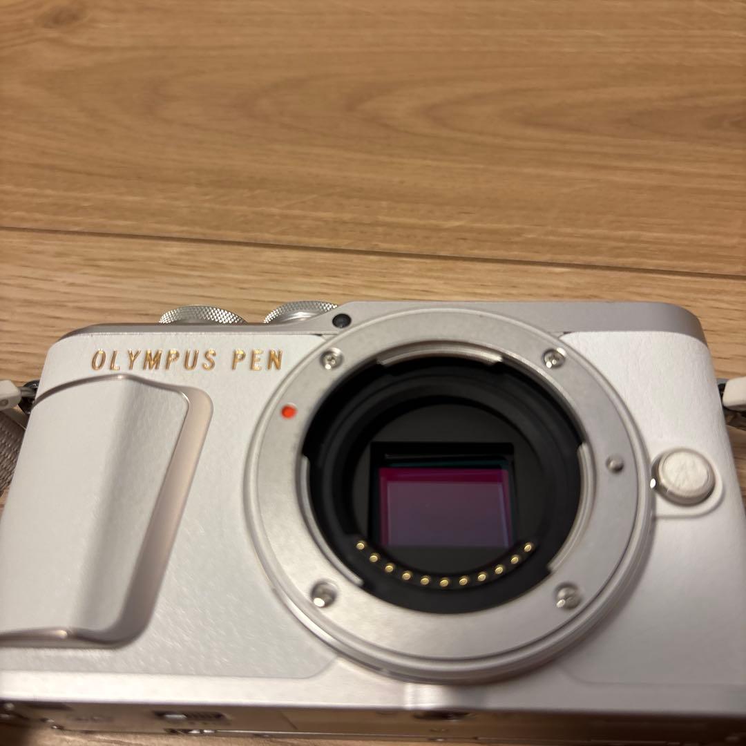 【箱付き】 OLYMPUS オリンパス PEN E-PL10 ミラーレスカメラ