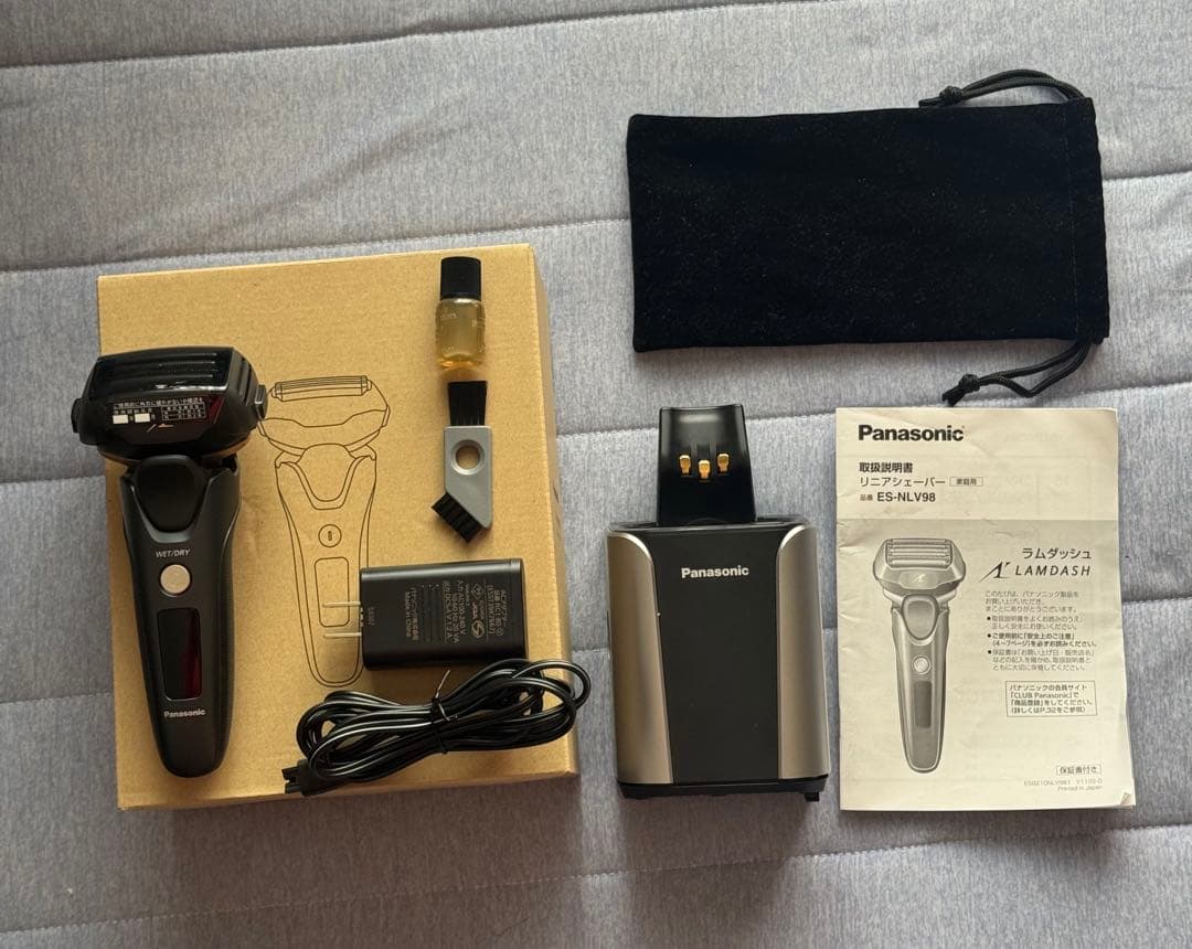 パナソニック電気シェーバー・ラムダッシュ 5枚刃 洗浄機付きES-NLV98