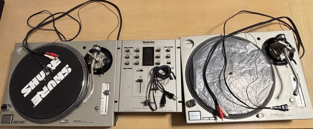 ①Technics SL-1200MK 3D