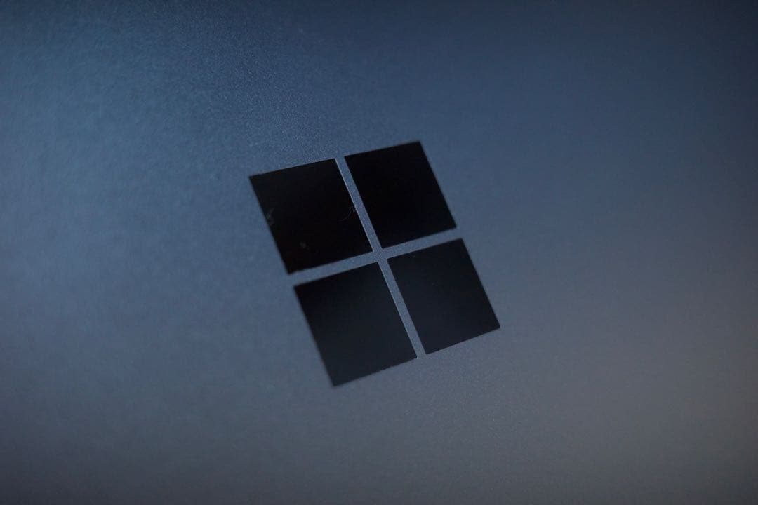 Surface Pro 第11世代 サファイア 有機EL 箱付き