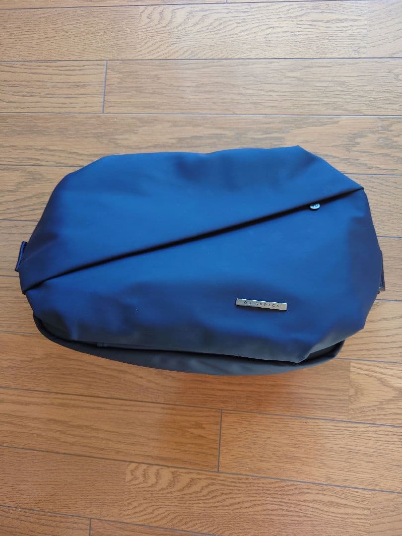 【新品】QUICKPACK ブラック ボディバッグ11
