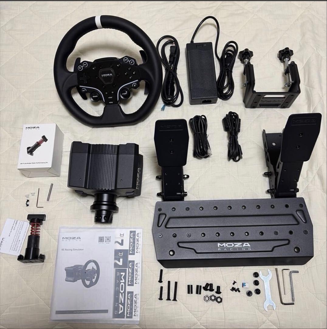 MOZA Racing R5 ブレーキパフォーマンスキット　付属