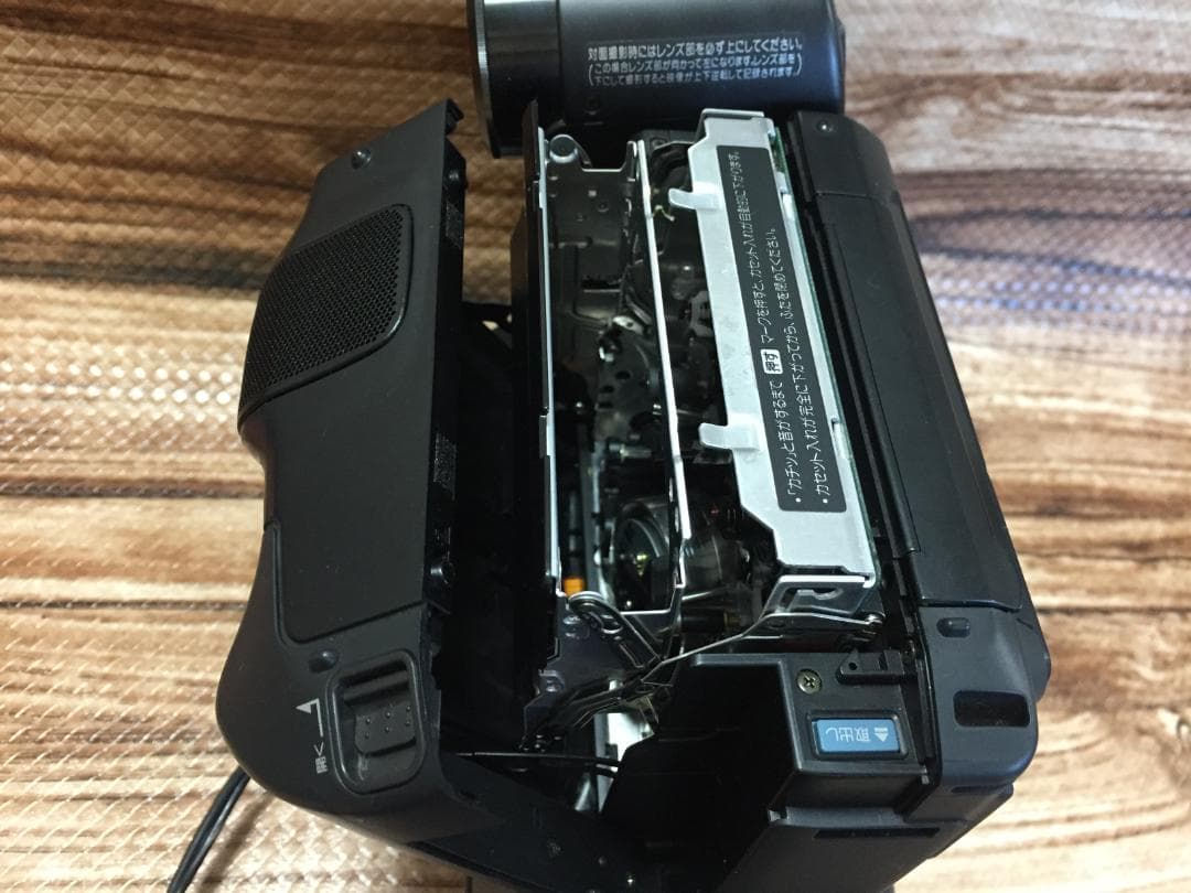 撮影再生ダビングOK　美品　SHARP　VL-EL13　付属品有　Video8