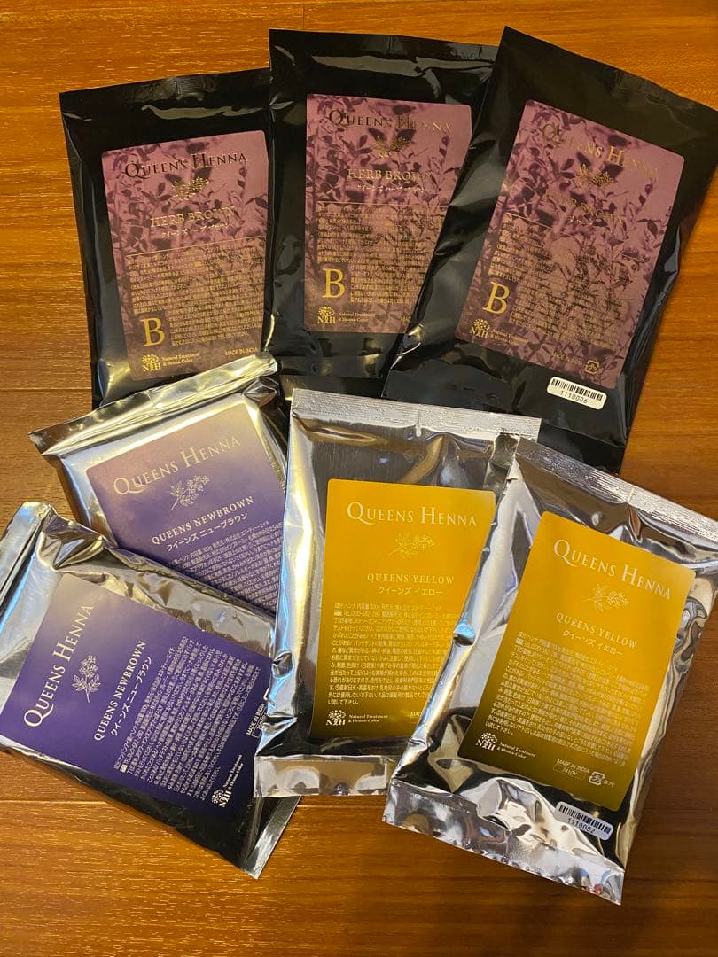 みかんさん専用　　新品未使用　QUEEN HENNA ヘナカラーセット
