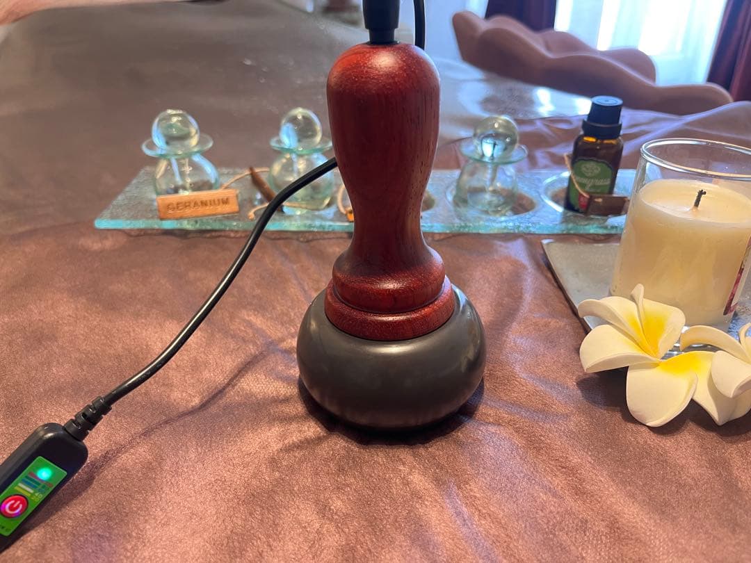 【週末限定】ベン石温熱器ホットストーンセラピー温石　日本、海外使えるコンセント付