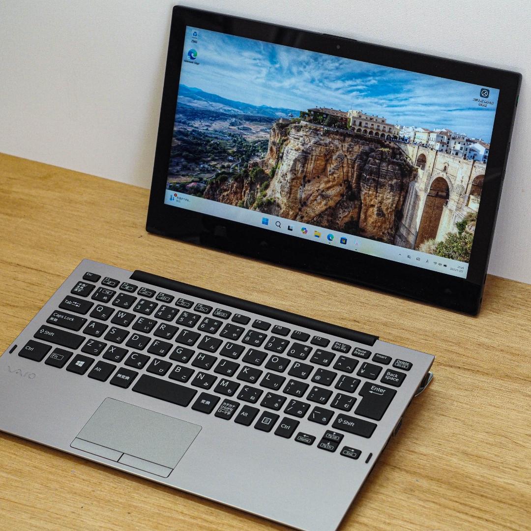 Sony VAIO Pro PA、LTE、タッチパネル、256GB SSD